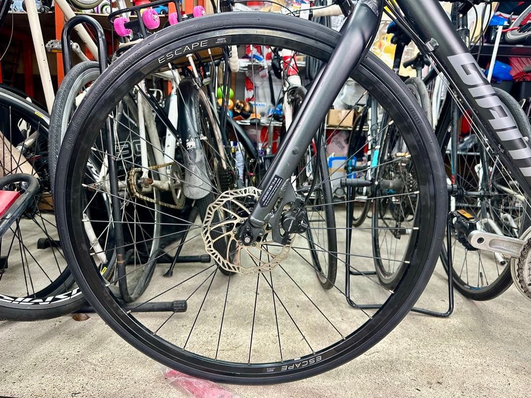 エスケープ R DISC 基本分解発送送料無料！近県の方完成車配送もOK！