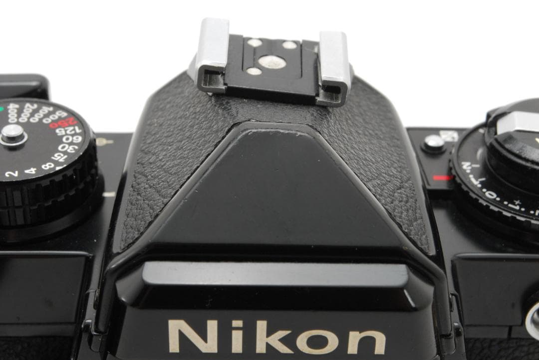 値下げ！〈美品＋〉Nikon FE2 35mmカメラ MD-12モータードライブ