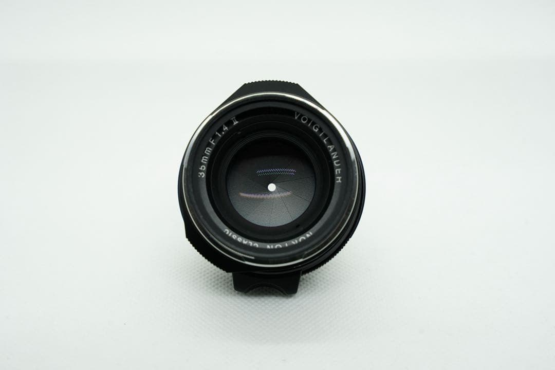 Voigtländer NOKTON classic 35mm f/1.4 SC