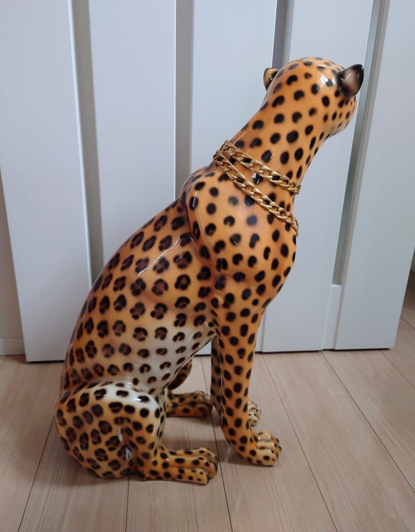 イタリア製　チーターの置き物　高さ約65cm　インテリア　オブジェ