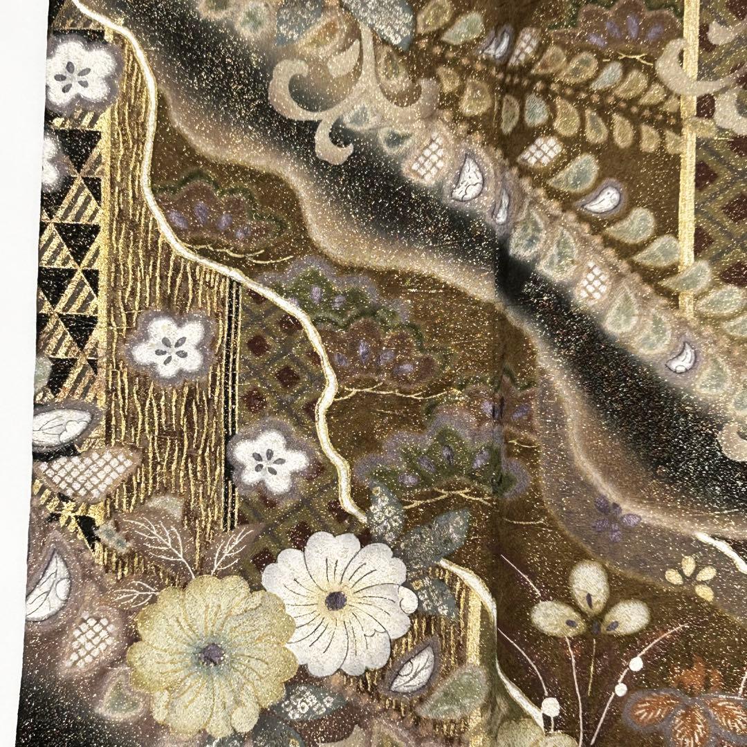 【656】辻が花•鶴 文様 金駒刺繍入り 黒留袖