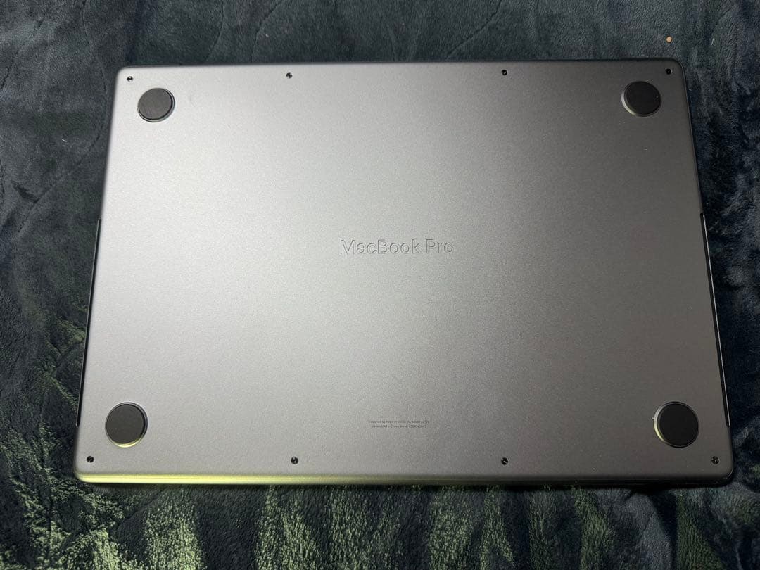 【美品】Apple MacBook pro M2 16gb 512gb