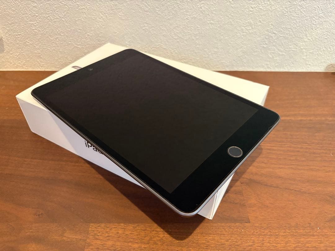 chay様【iPad mini5第5世代 64GB WIFI スペースグレイ】
