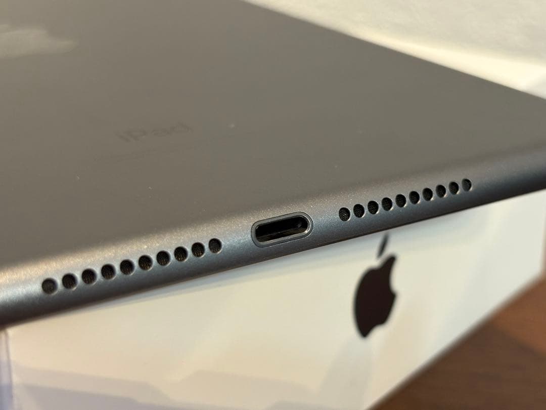 chay様【iPad mini5第5世代 64GB WIFI スペースグレイ】