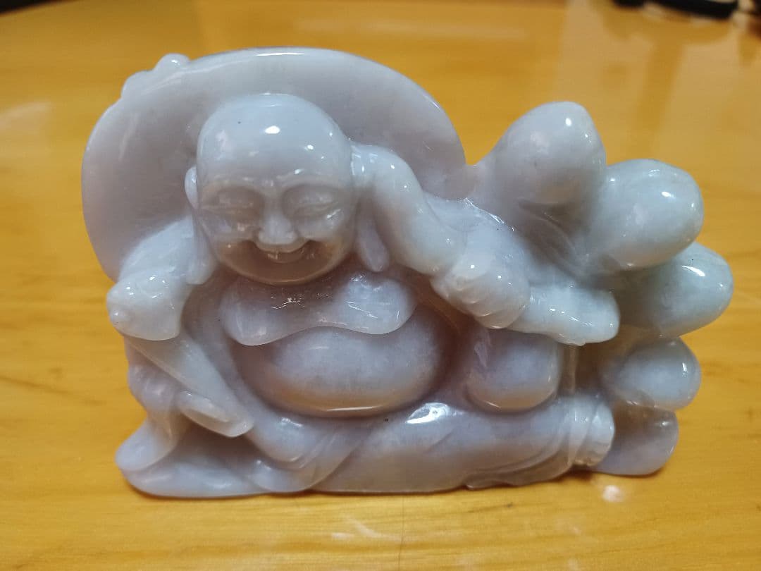 ⭐翡翠の布袋様の置物⭐