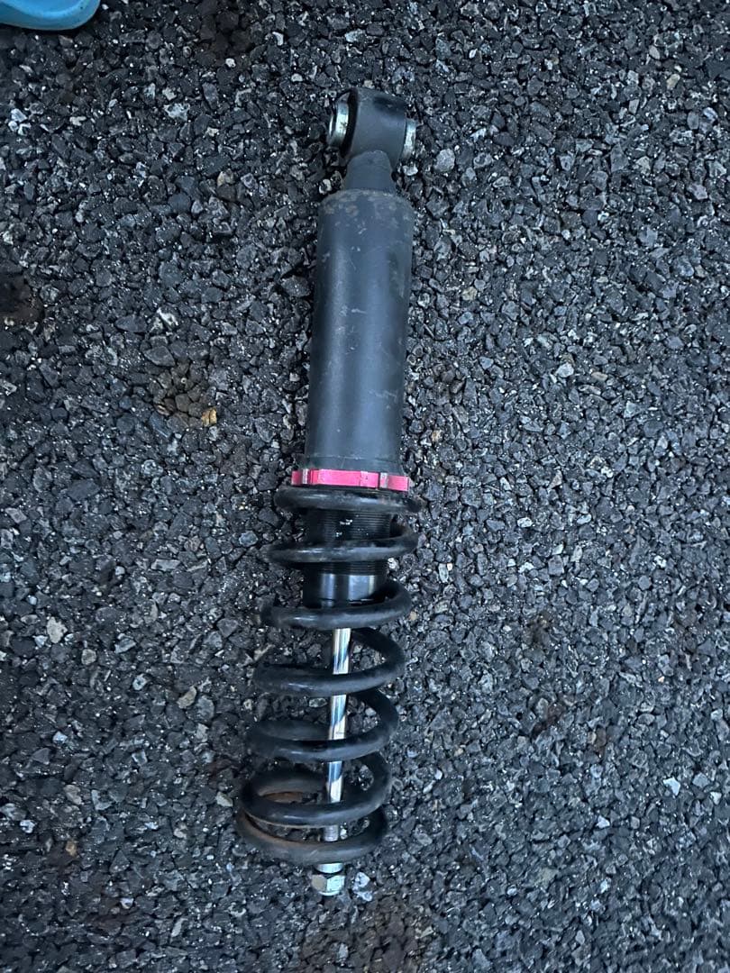 専用出品【格安ジャンク部品取り】50プリウス ZVW50 車高調 ローダウン