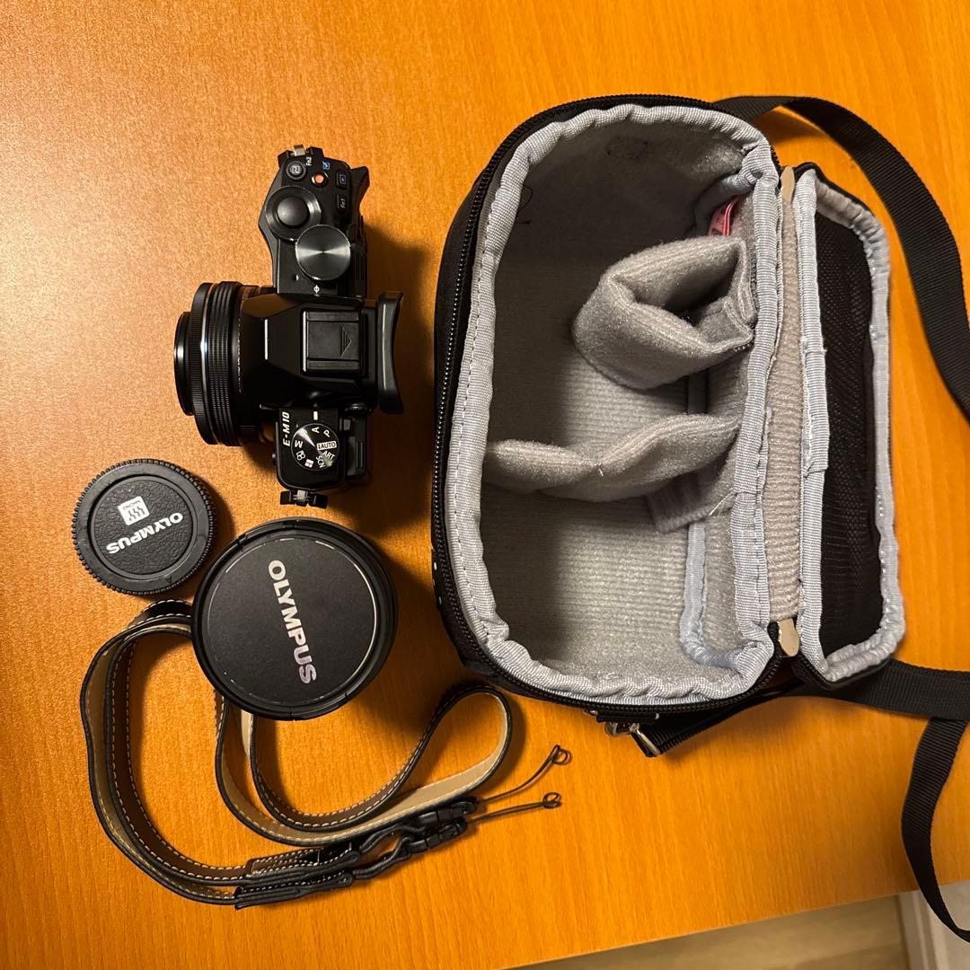 【美品】OLYMPUS OM-D E-M10 ミラーレス一眼