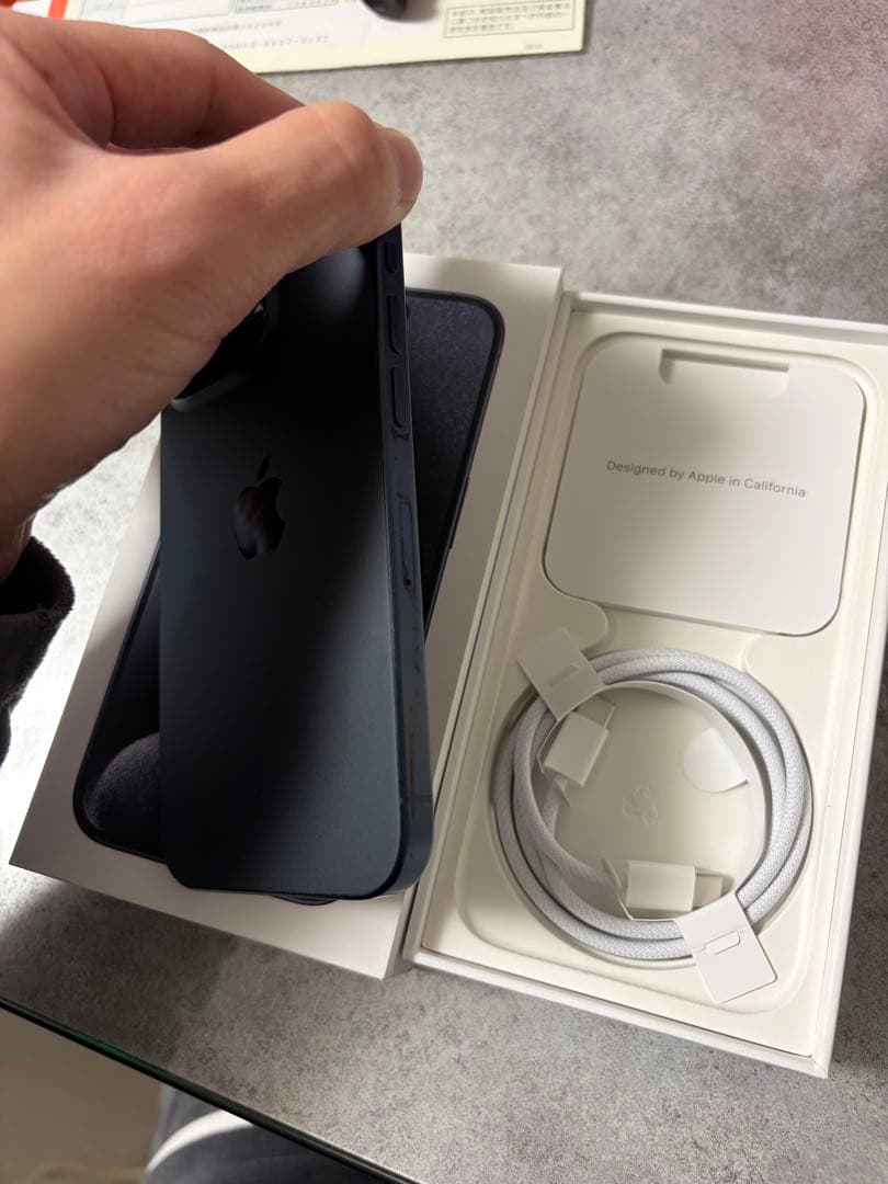 【最安値】iPhone15 pro 256gb ブルーチタニウム