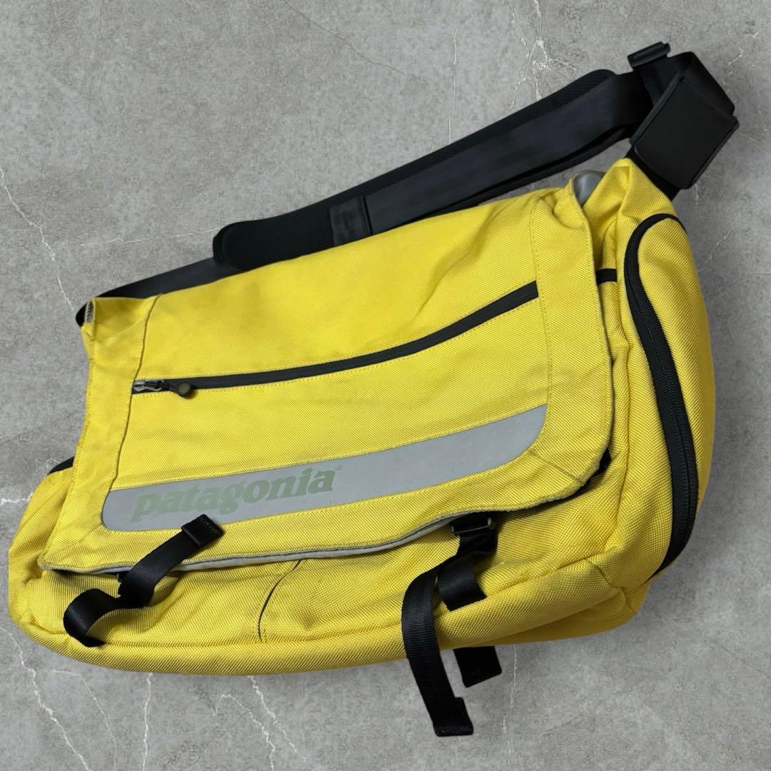パタゴニア　メッセンジャーバック　ハーフマス　　y2k archive 黄色