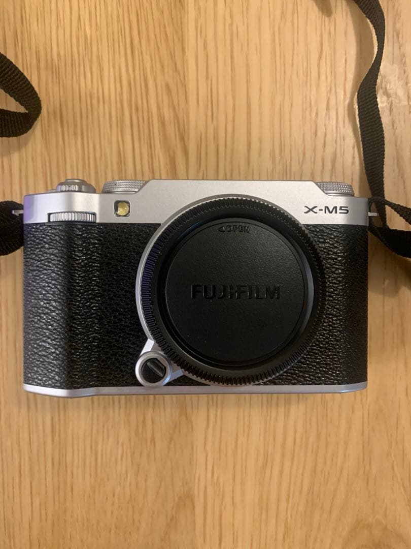 FUJIFILM X-M5 ミラーレス一眼カメラ