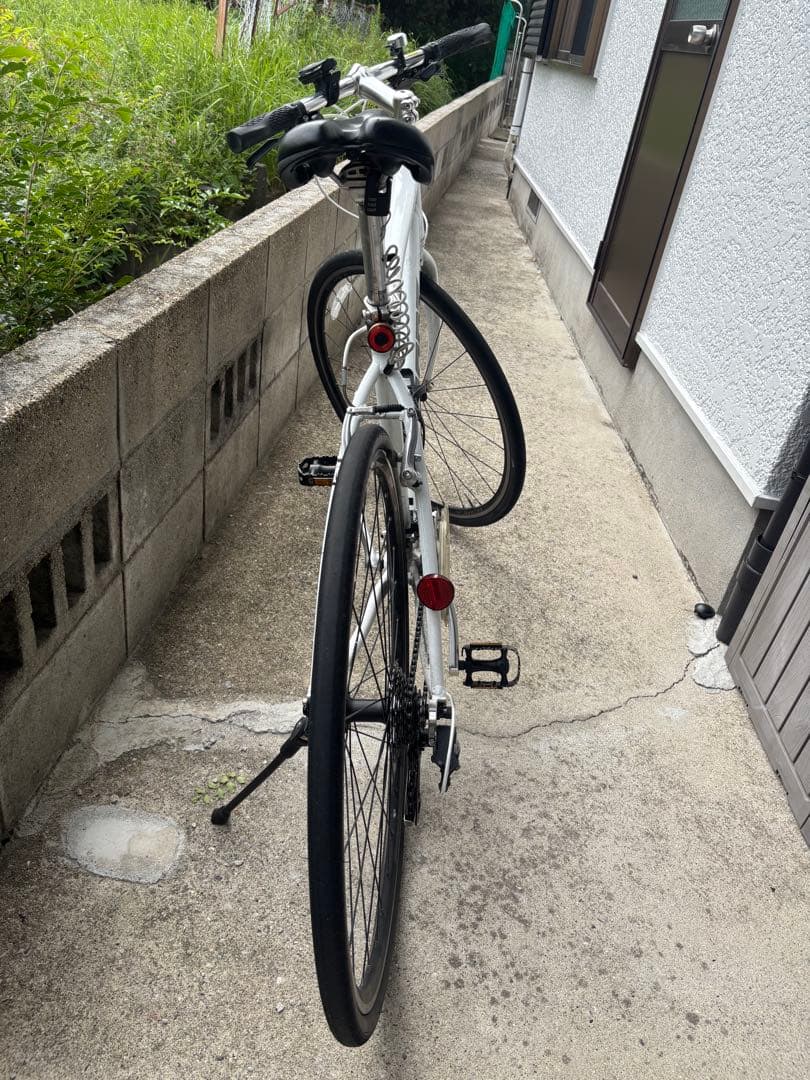 【引き取り　名古屋限定】GIANT ESCAPE R3 Ｍサイズ白色