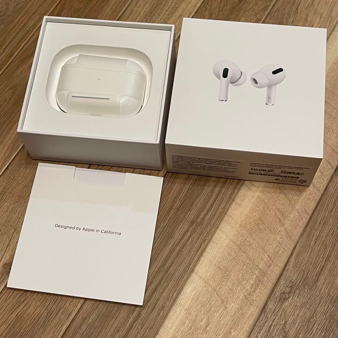 初代 AirPods Pro 本体 ホワイト 充電ケース付き