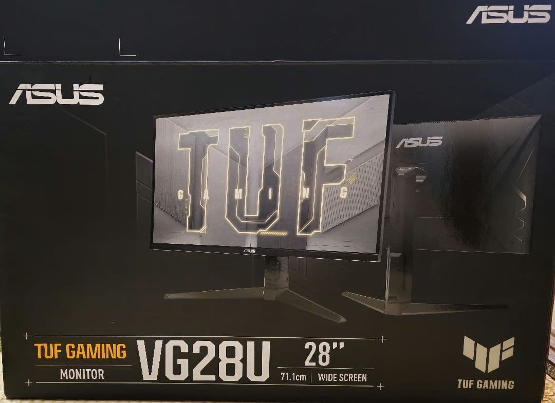 ASUS 28インチ 4K 144hz ゲーミングモニター VG28UQL1