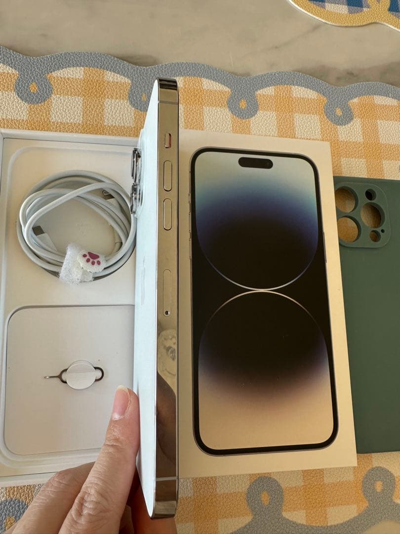 iPhone 14 Pro 256GB シルバー　SIMフリー