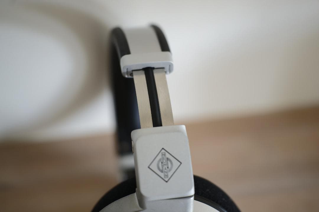 【国内正規品】NEUMANN NDH20 モニターヘッドフォン