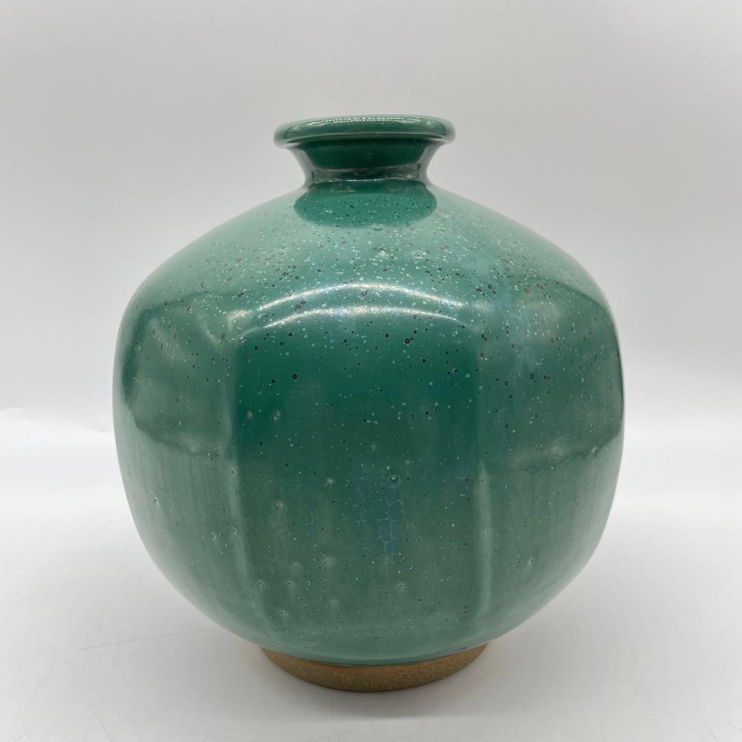 鳥取民藝　牛ノ戸焼　小林栄一作　緑釉面取花瓶　76