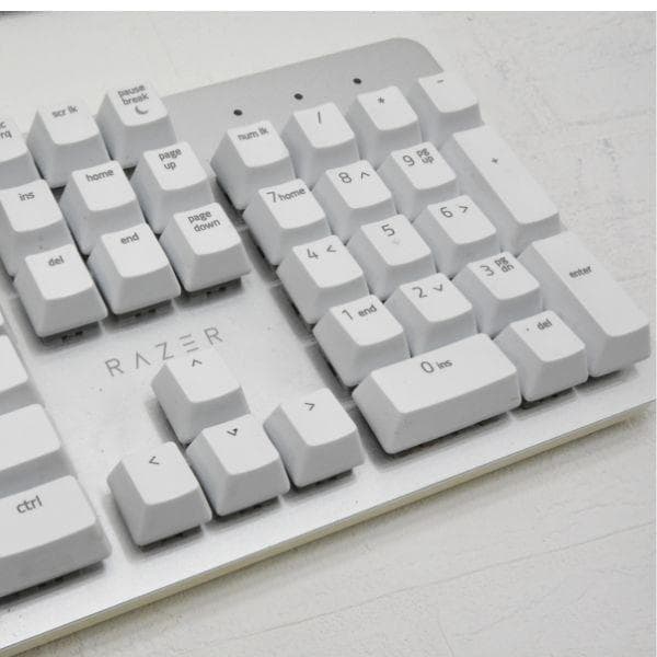 Razer Pro Type ワイヤレスメカニカルキーボード 白