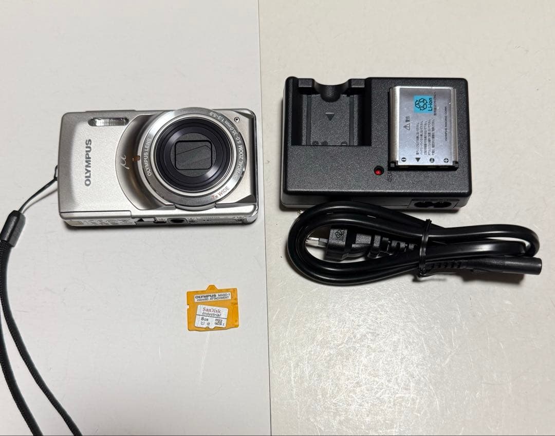 オリンパス OLYMPUS μ-7010 シルバー