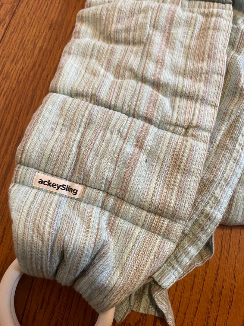 アッキースリング