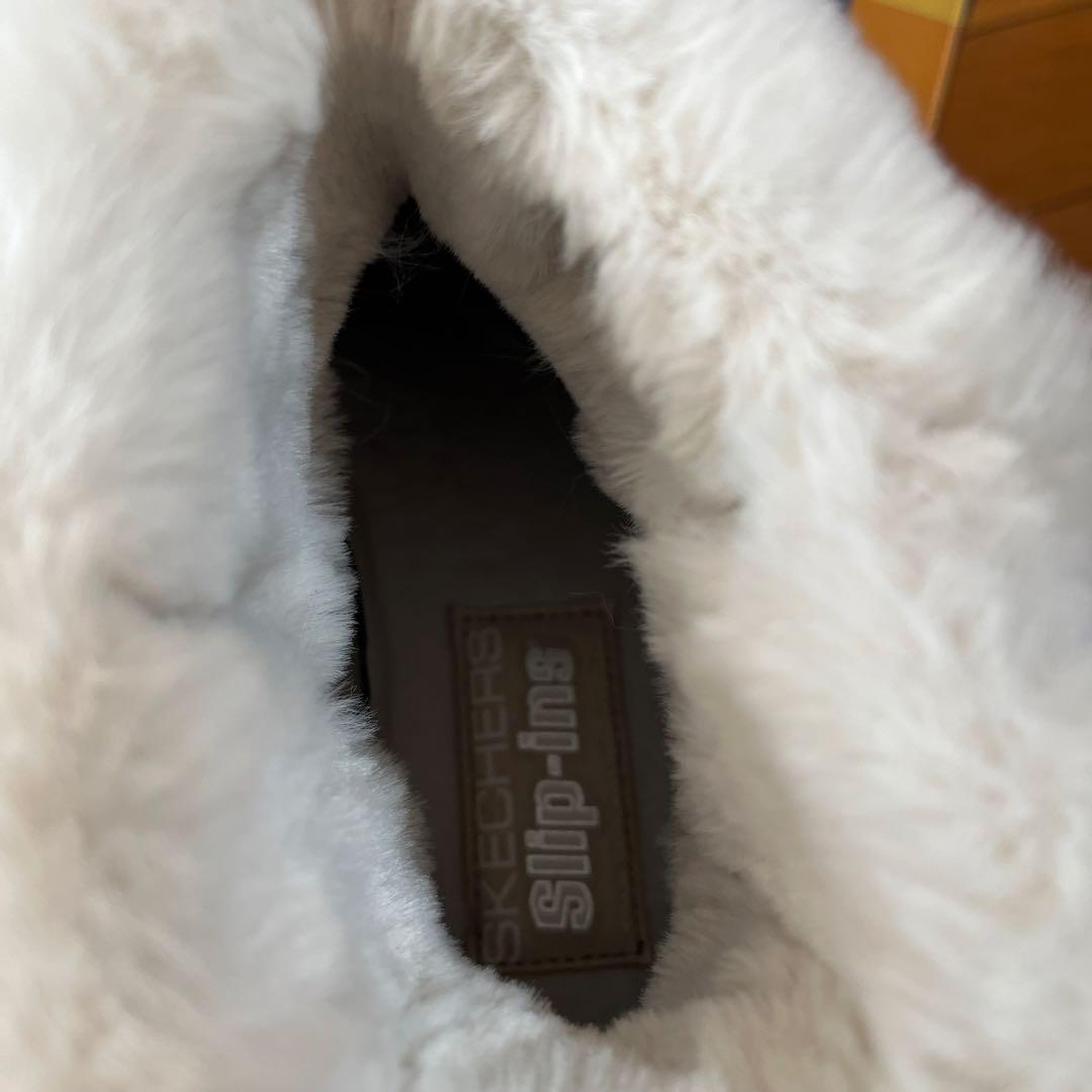 SKECHERS レディース スリップイン　冬用ブーツ24cm