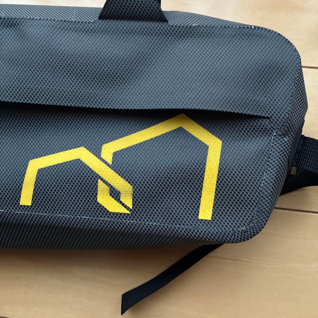 アピデュラ/Apidura フレームバッグ スモール 3l