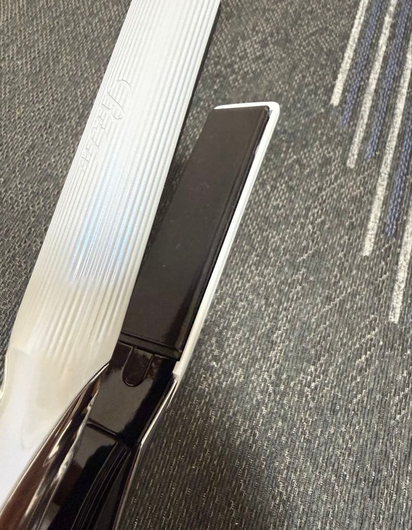 Refa ストレートヘアアイロン (お値下げ交渉可能