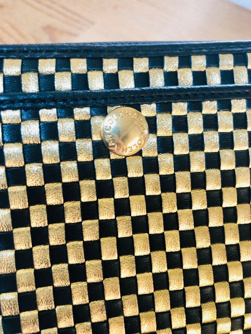 コールハーン　長財布　黒×ゴールド