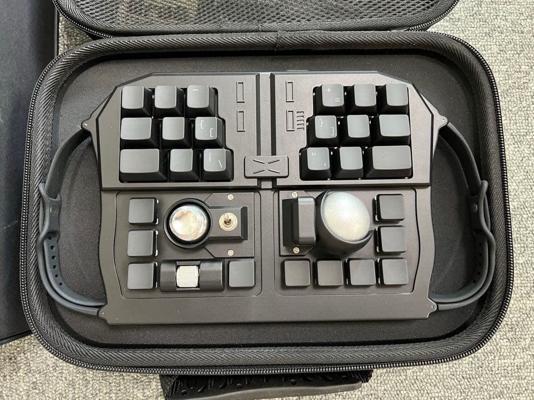 dotBravo GrabShell ONYX キーボード