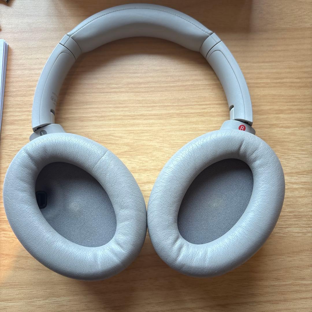 SONY WH-1000XM4 ワイヤレスノイズキャンセリングヘッドホンシルバー