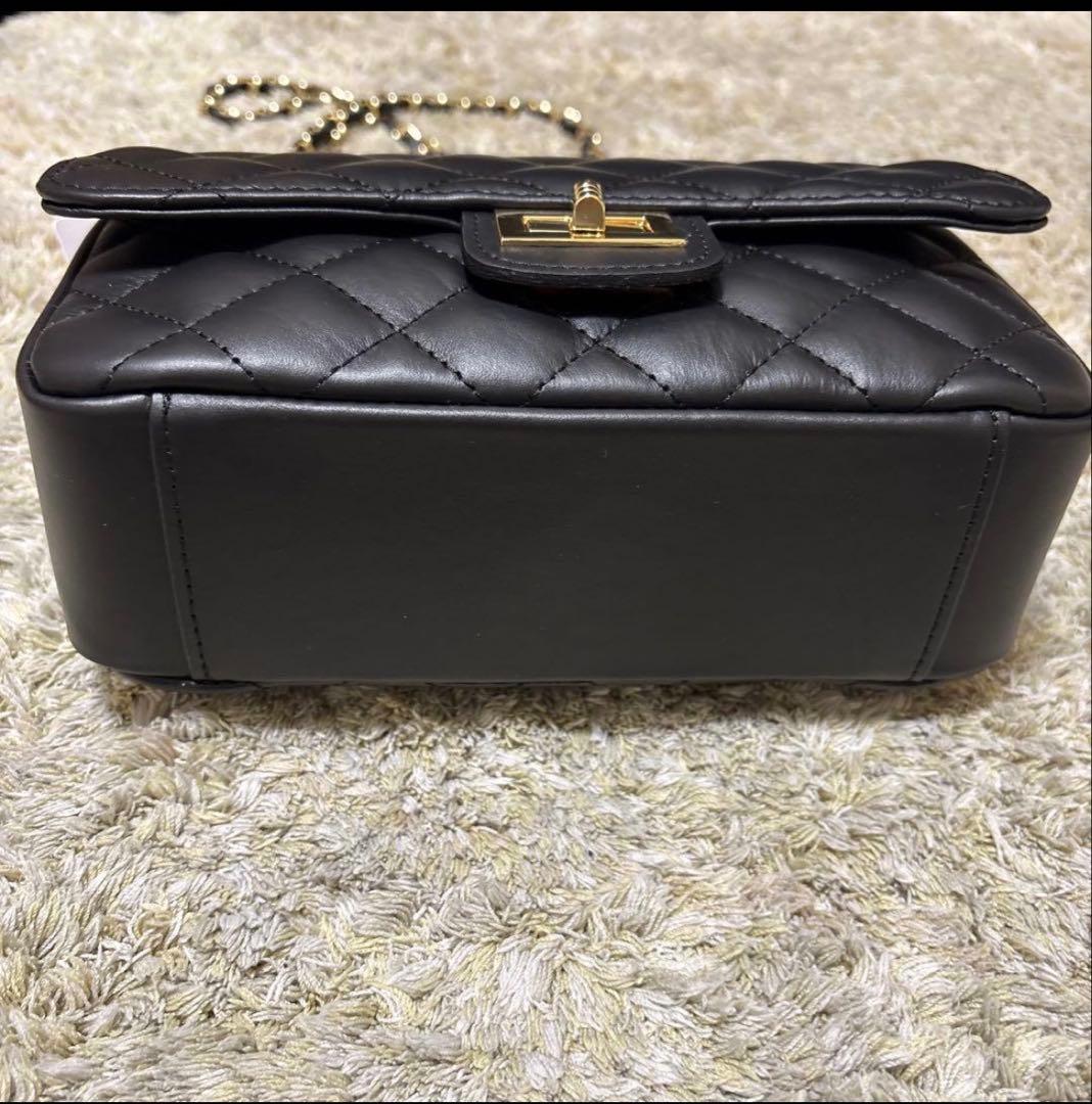 【新品未使用】ノーブル　NOBLE キルティングレザーチェーンバッグ ブラック