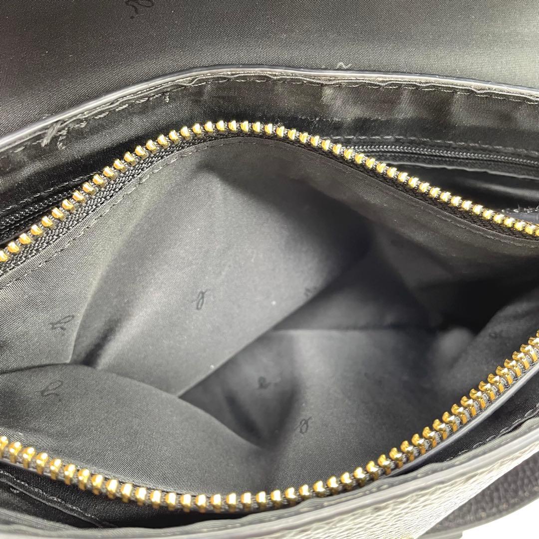 【極美品】アニエスベー　ショルダーバッグ　ロゴ　ゴールド金具　レザー　ブラック