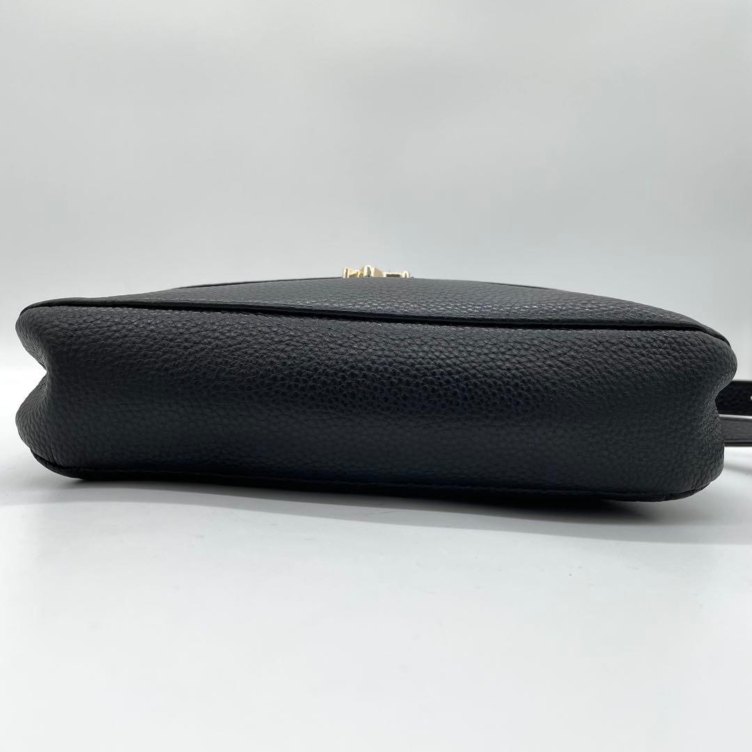 【極美品】アニエスベー　ショルダーバッグ　ロゴ　ゴールド金具　レザー　ブラック