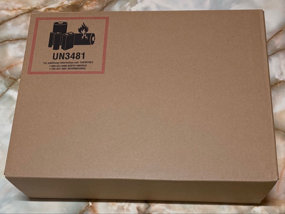 [Lot Fun store様 限定] Apple MacBook Pro