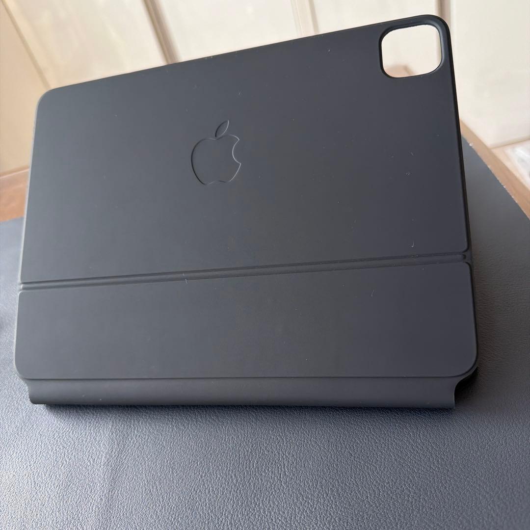 新品Apple 純正 iPad MagiKeyboard 11インチ