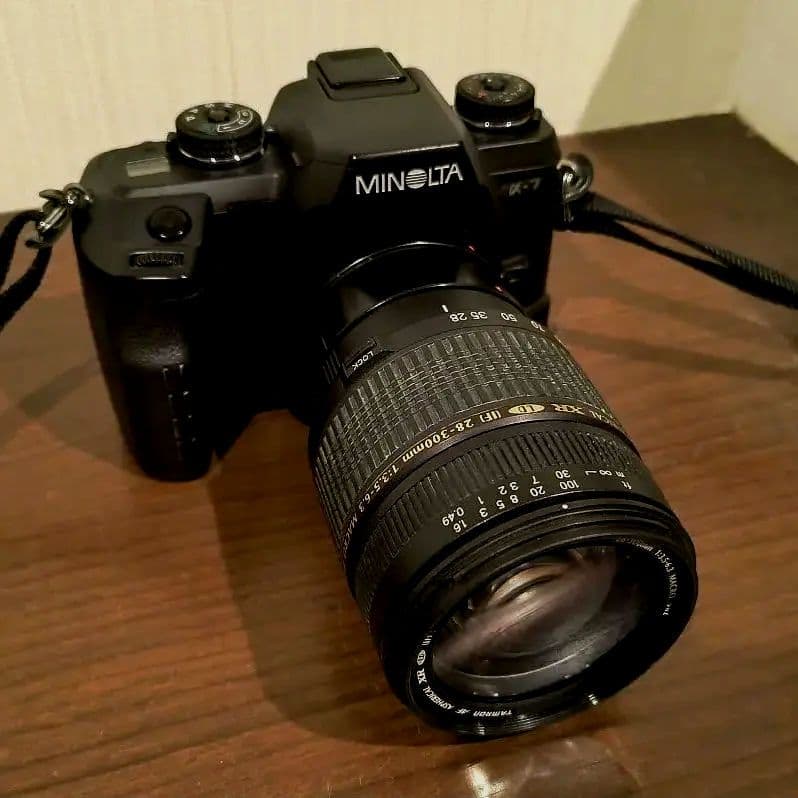 MINOLTAのα-7、一眼レフ　フィルムカメラ（フルセット）