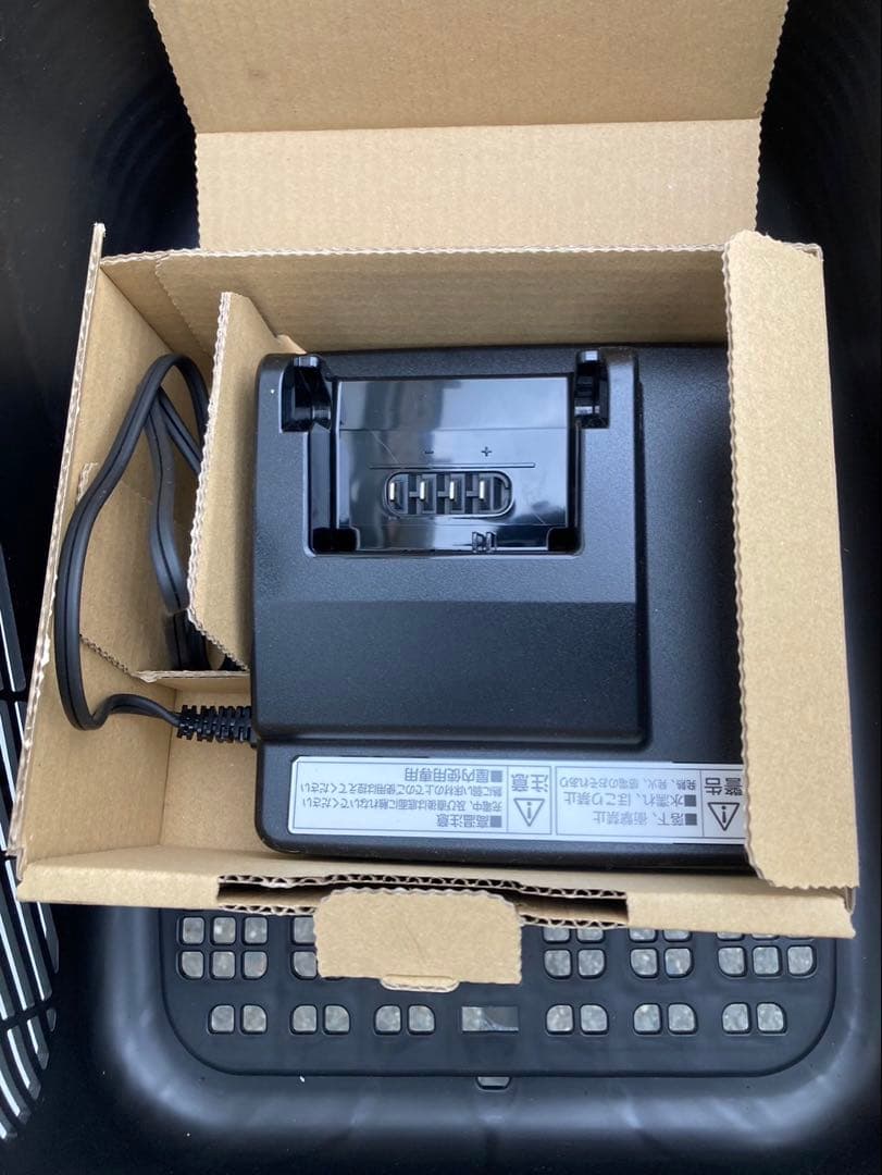 1530 充電器なし