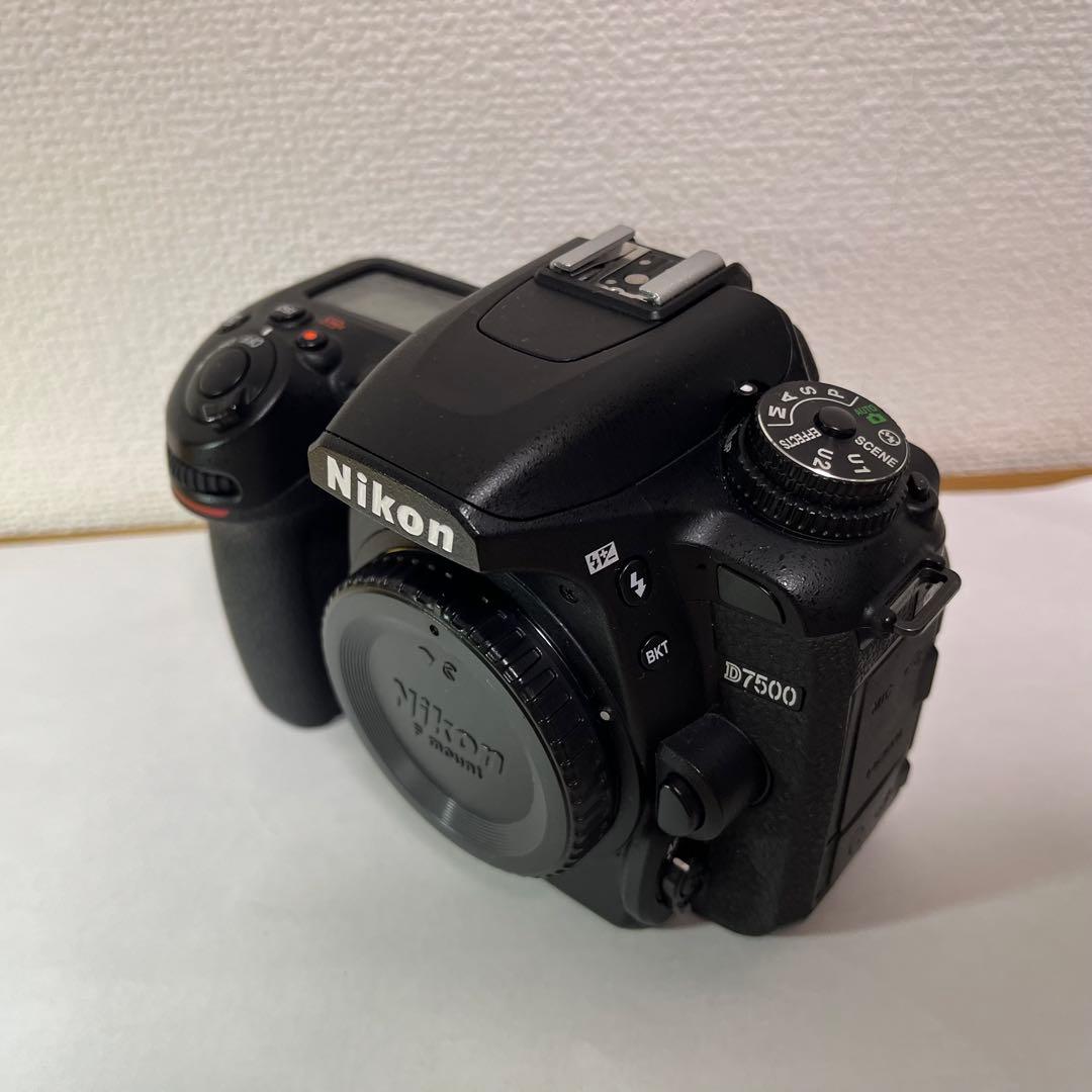 ニコン Nikon D7500 ★シャッター数：6769枚