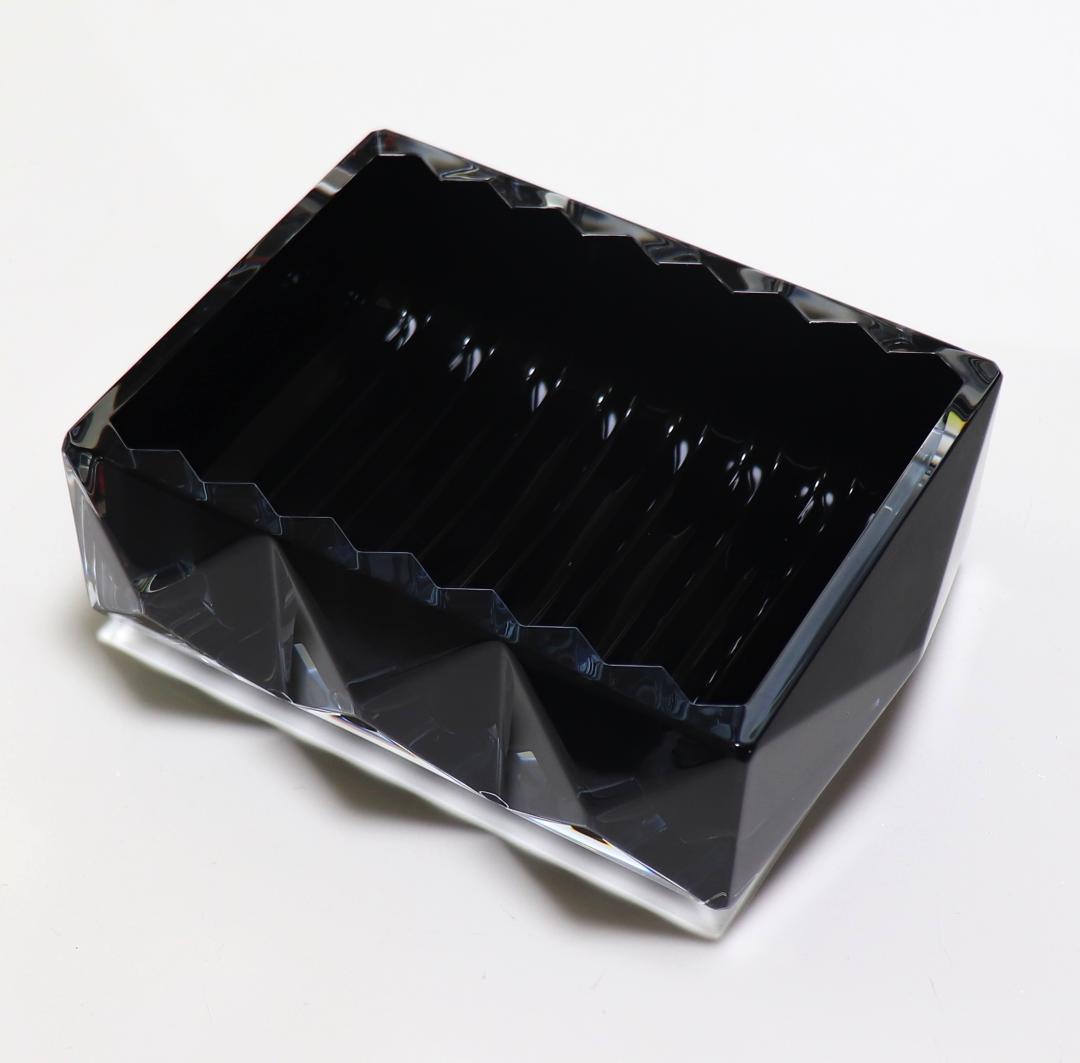 バカラ ジョルジュ・シュヴァリエ ルクソール 1.7kg 小物入れ ブラック