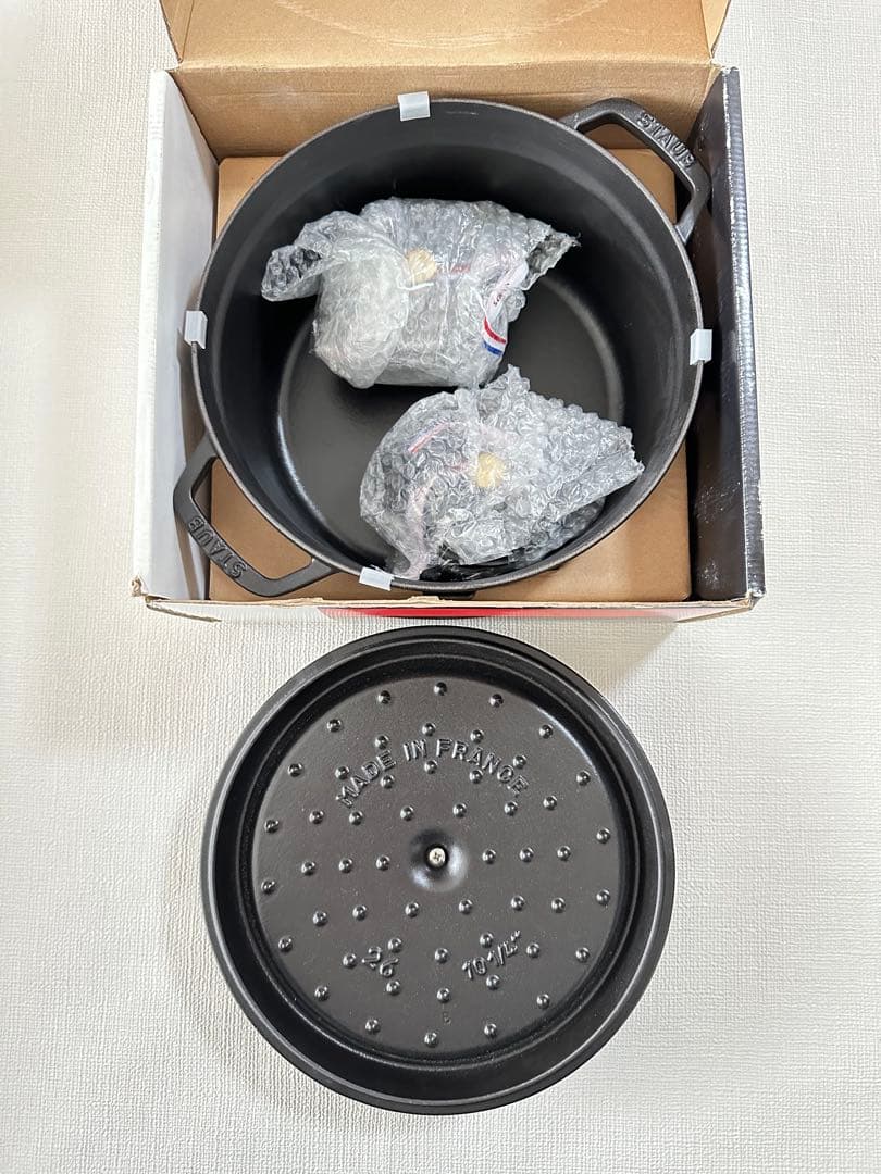 STAUB3点セット（ブラック）　ココットラウンド 26㎝ /ミニココット2個