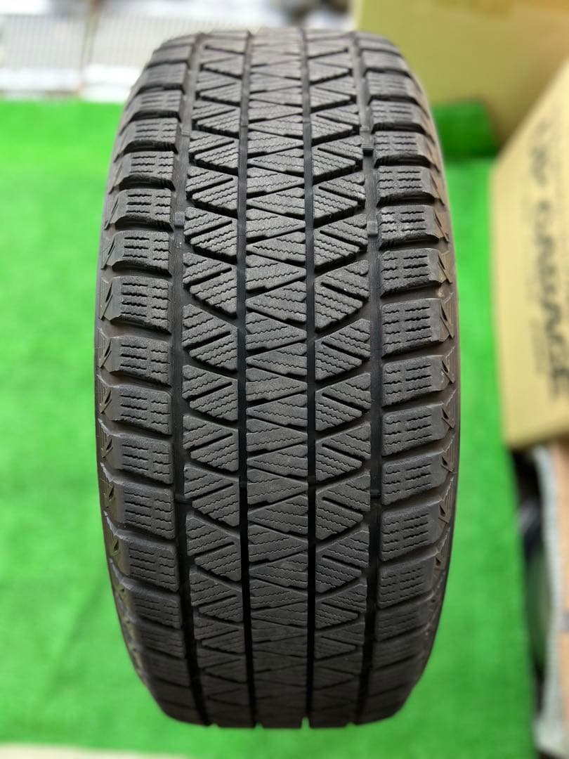 ボルボ XC40 MAKホイール＋235/55R18 BS冬タイヤ付4本セット