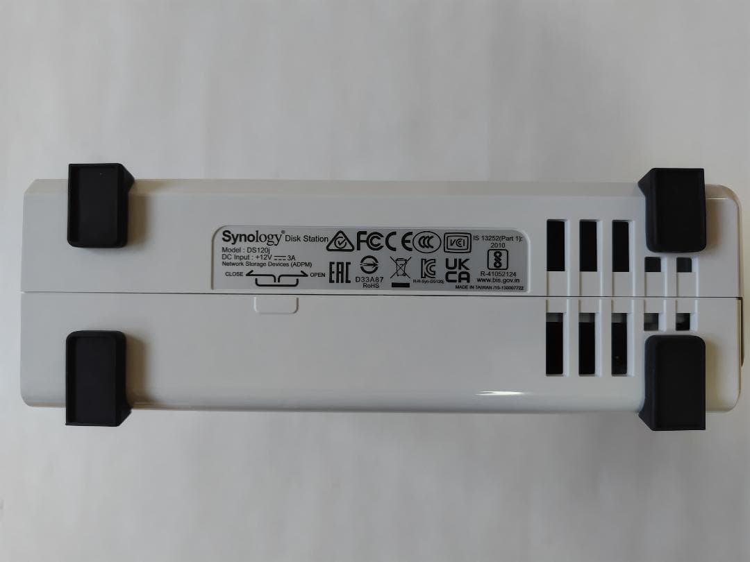 Synology NASキット 1ベイ DS120j/JP 本体とガイドセット