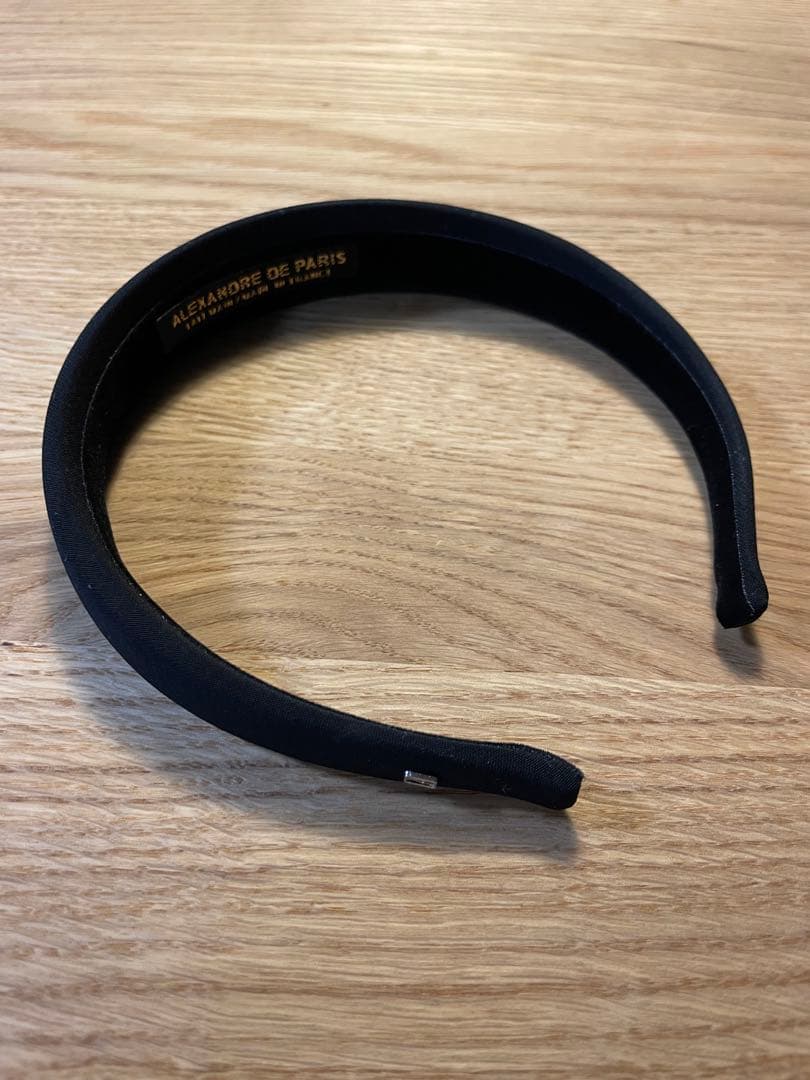 ALEXANDRE DE PARIS サテンカチューシャ ブラック 2.5cm