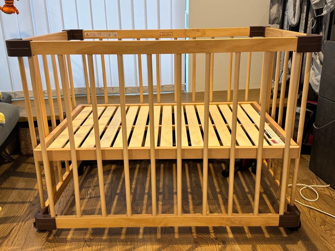 ファルスカ ベビーベッド ミニジョイントベッド 木製 キャスター付き 引き取り可