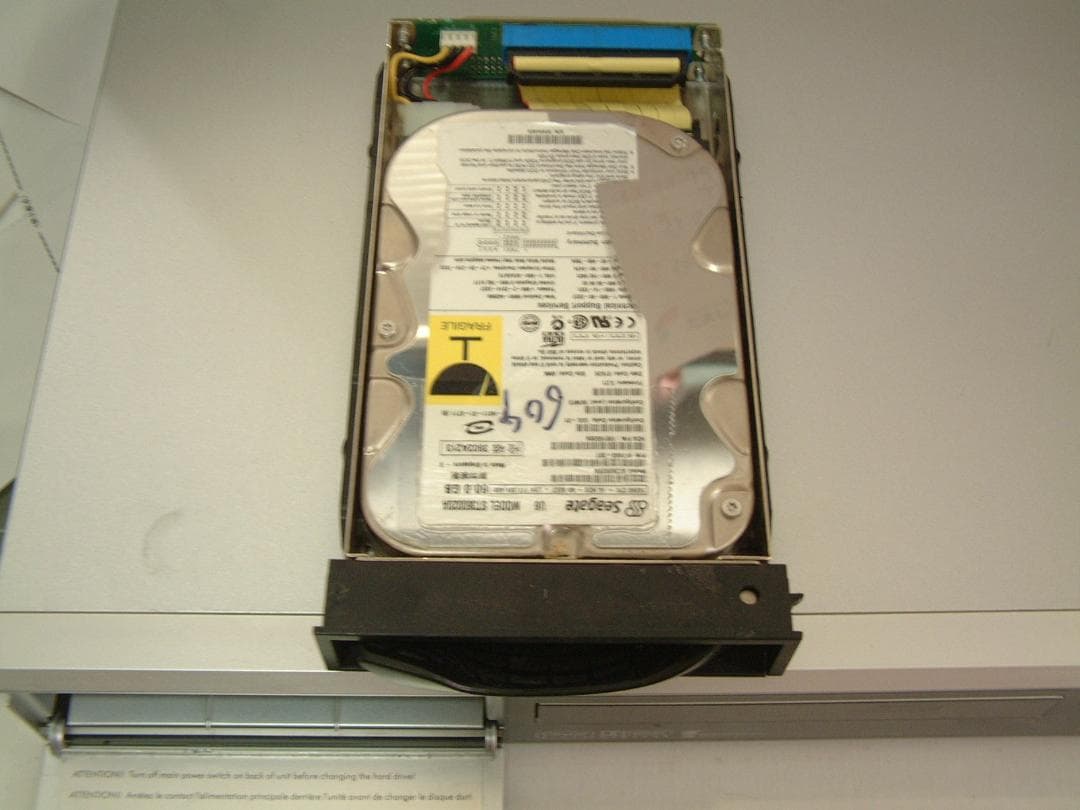 DVX-700 着脱式ハードディスク　ＤＶＤ、ＵＳＢ、メディアプレーヤー