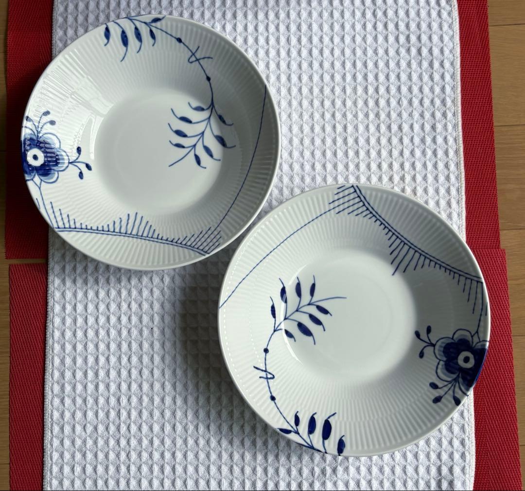 ロイヤル コペンハーゲン ブルーフルーテッド メガ ディーププレート24cm×2