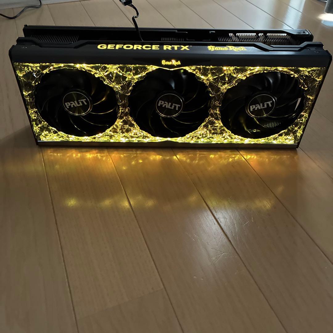 palit RTX 4090 ヒートシンク　ファン　バックプレート　　LED