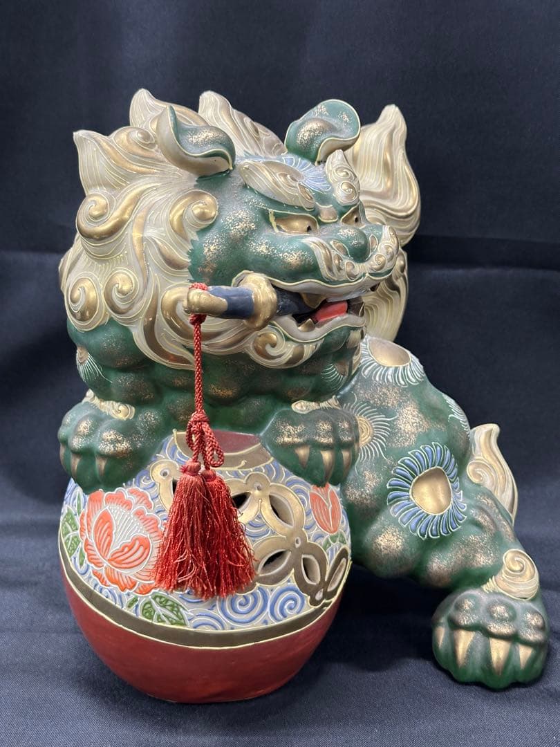 【保管品】九谷焼　九谷　須栄義　獅子　玉乗り獅子　縁起物　置物　飾り物