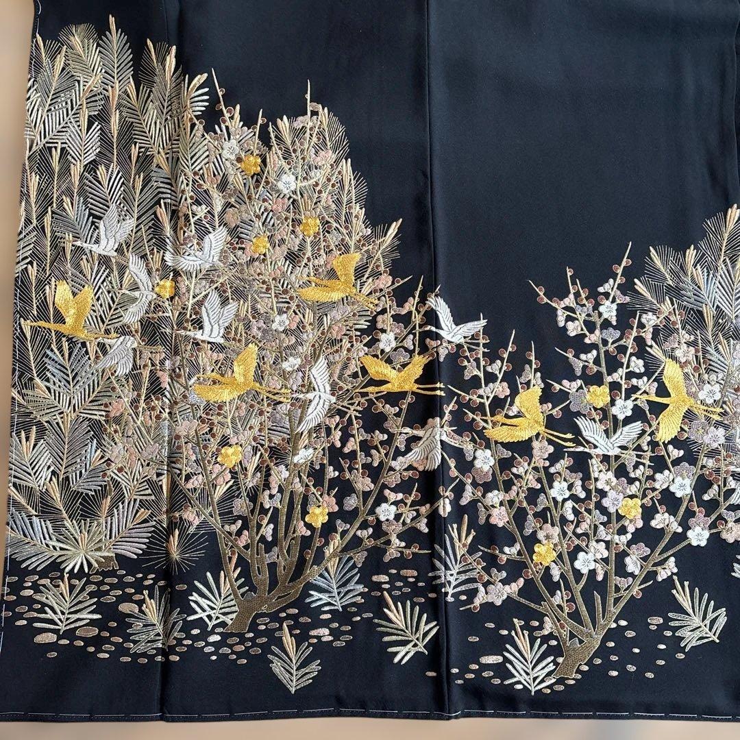 きみ　松と鶴　総刺繍　黒留袖