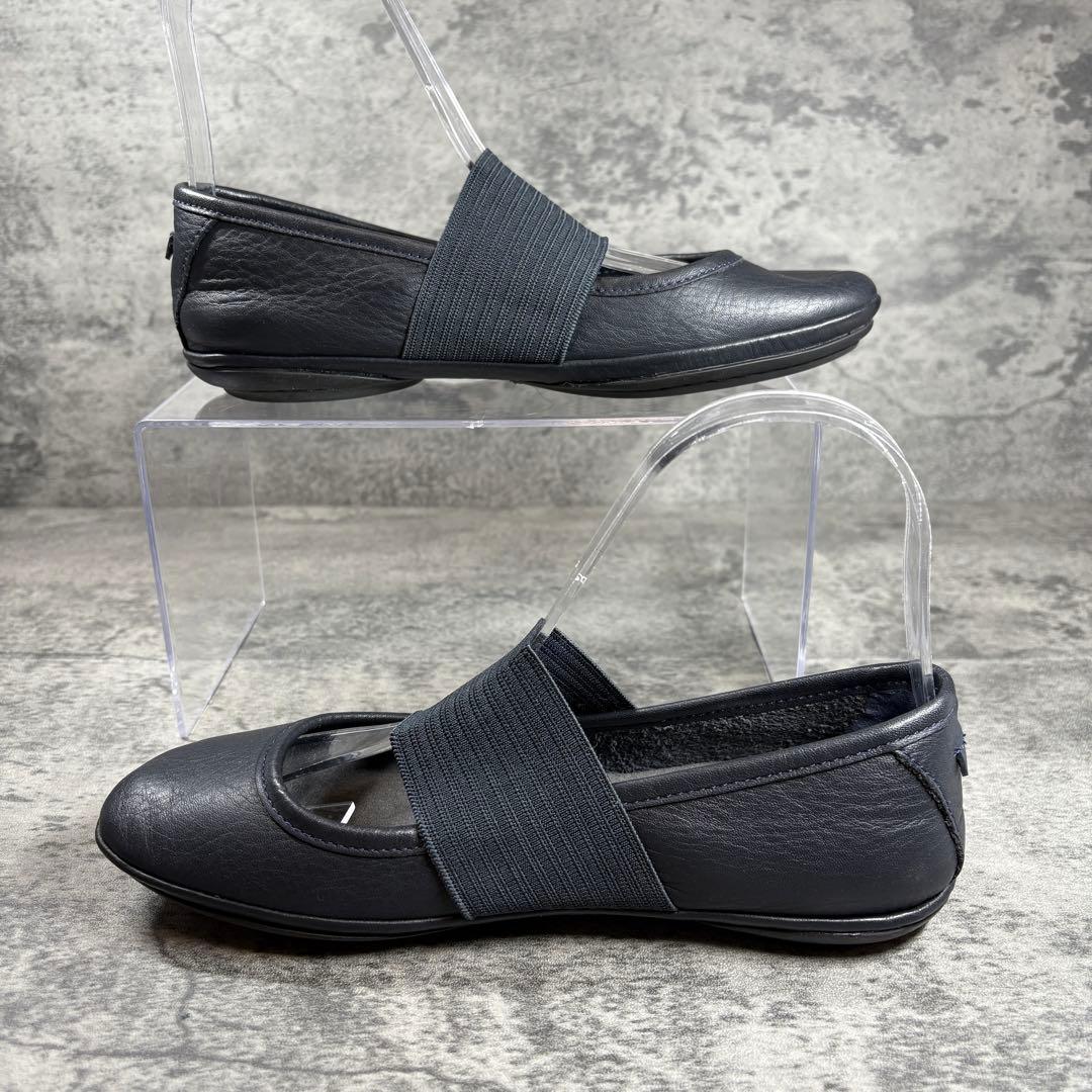 良品 CAMPPER（36）カンペールライトニナ　ブラック フラットシューズ