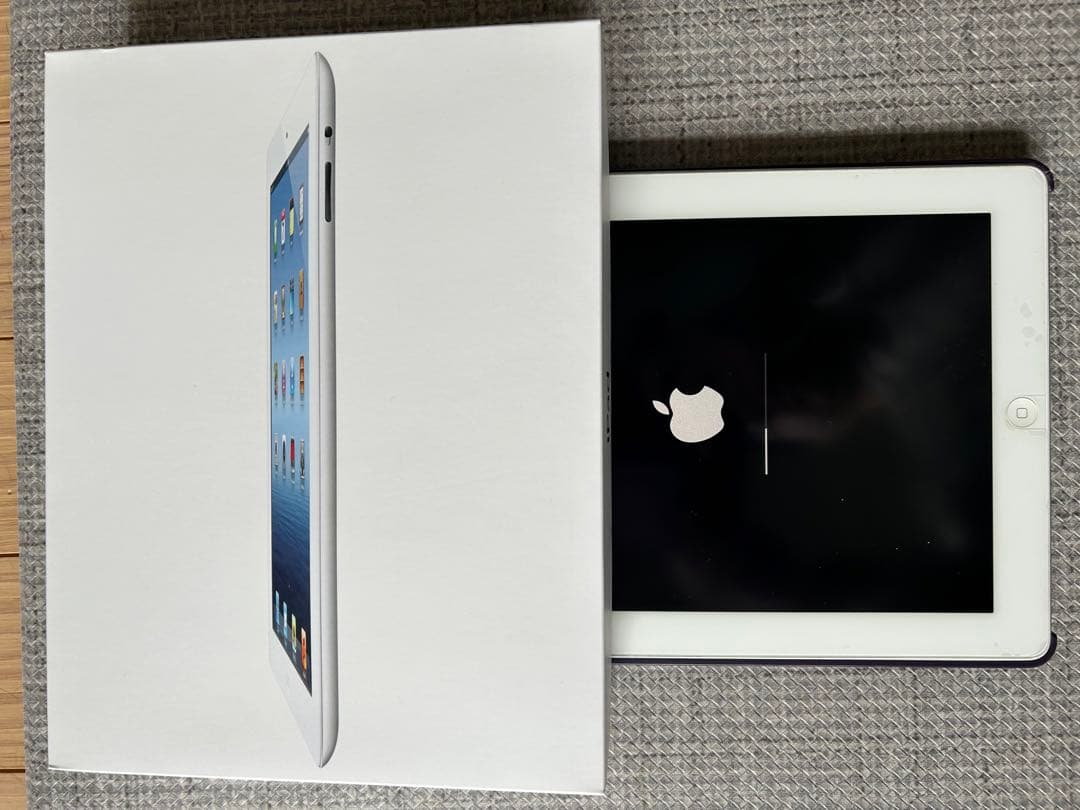 iPad 本体　64GB シルバー　中古　wi-fiモデル